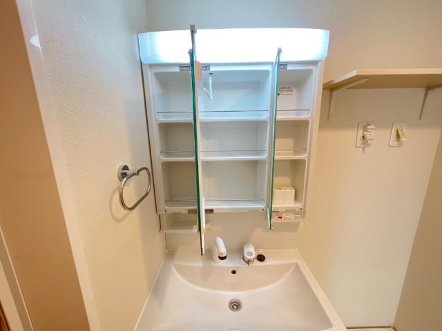 スライヴ103号室 洗髪洗面化粧台