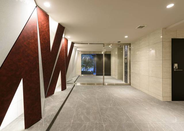 ガーラ・プレシャス神宮外苑2階 四季の移ろいをイメージしたエントランス