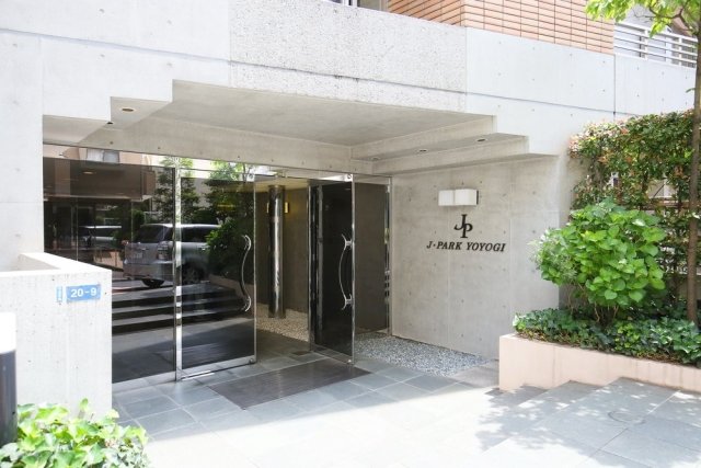 ジェイパーク代々木 エントランス
