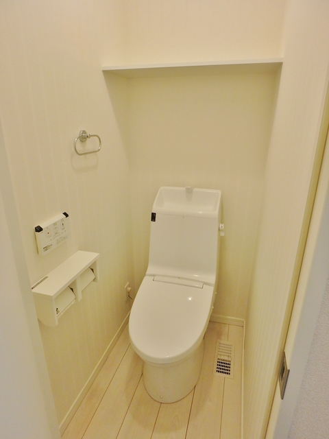 ル・エスト・フォンテーヌ0101号室 トイレ