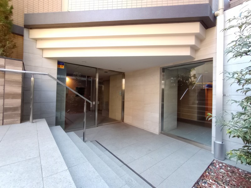 クレイシア三軒茶屋11階 エントランス