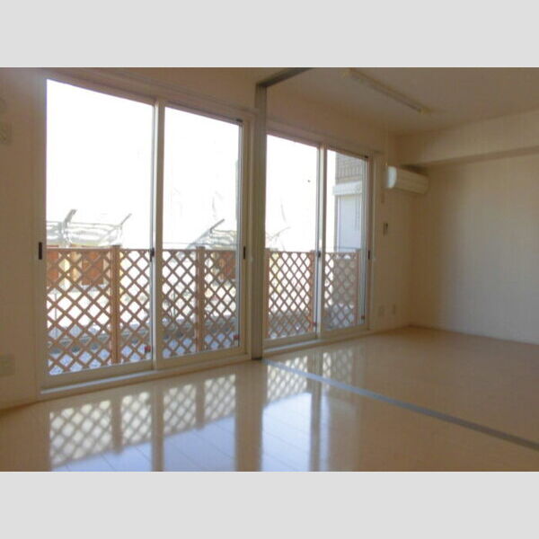 Erdbeere102号室 洋室/LDK