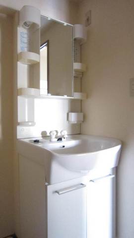 ベルデュール湘南太平台 洗面所