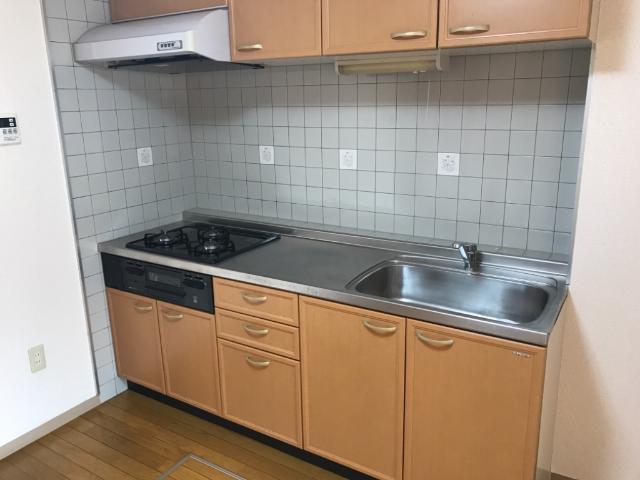 ファインパレス荻野 キッチン