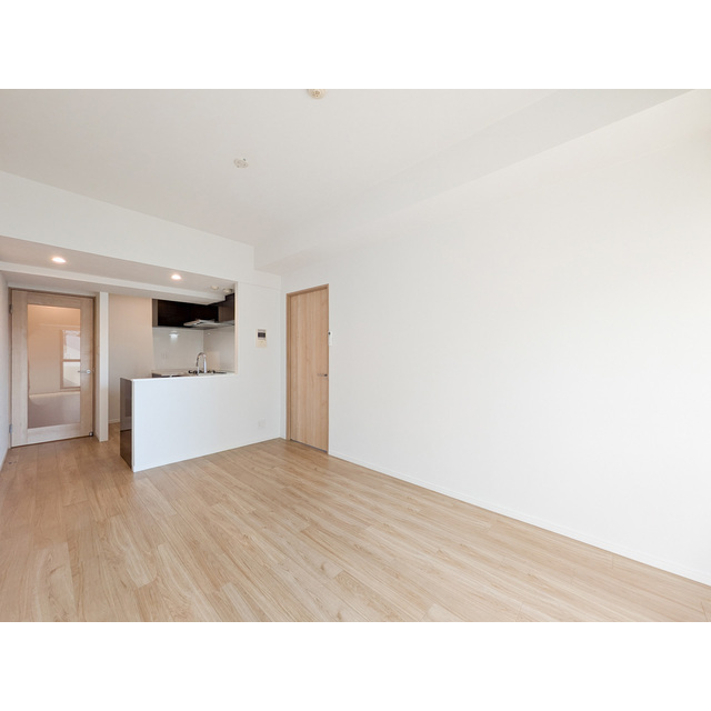 オーパスホームズ白山0402号室 リビング