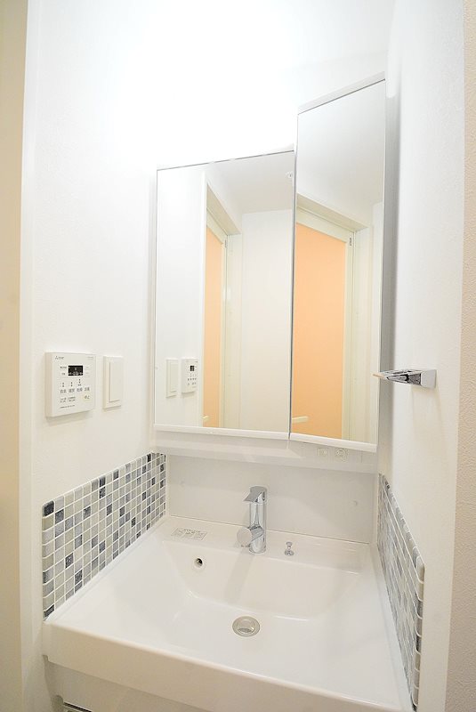 ステージファースト千葉中央11階 ※カラータイプ異なります