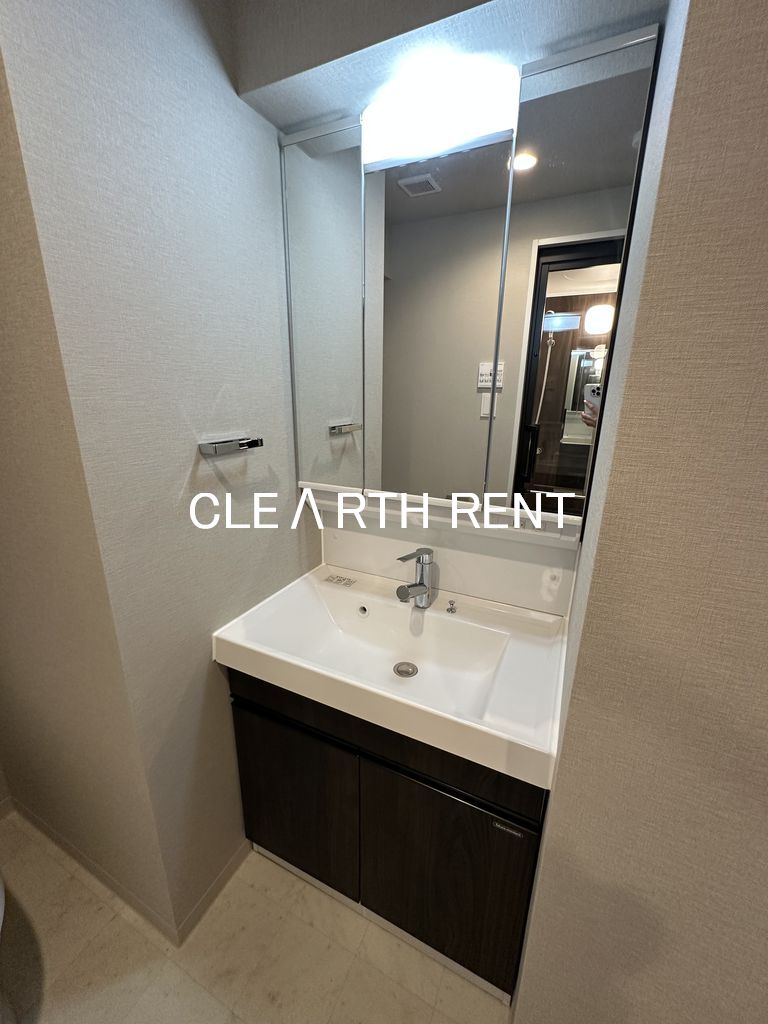 コンシェリア東京 ＜ＨＩＧＡＳＨＩＪＵＪＯ ＲＥＳＩＤＥＮＣＥ5階 人工大理石のカウンター一体型の洗面ボウル