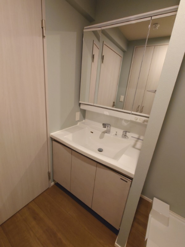 maison chrolo8階 洗面