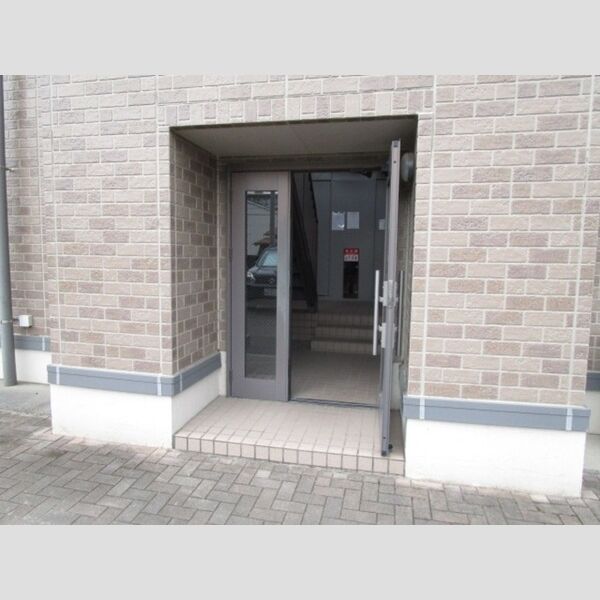 キャロルステージISHII エントランス