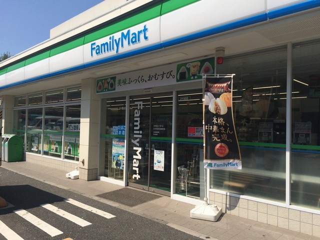 菱和パレス世田谷桜新町1階 【コンビニエンスストア】ファミリーマート 246世田谷桜新町店まで265ｍ
