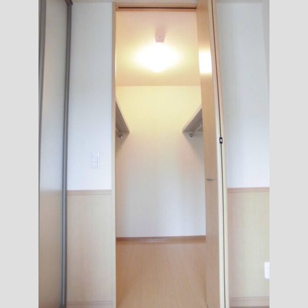 イデアル303号室 ウォークインクローゼット