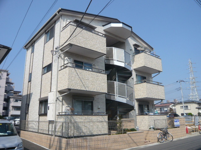 ルシェロ壱番館0302号室 外観1