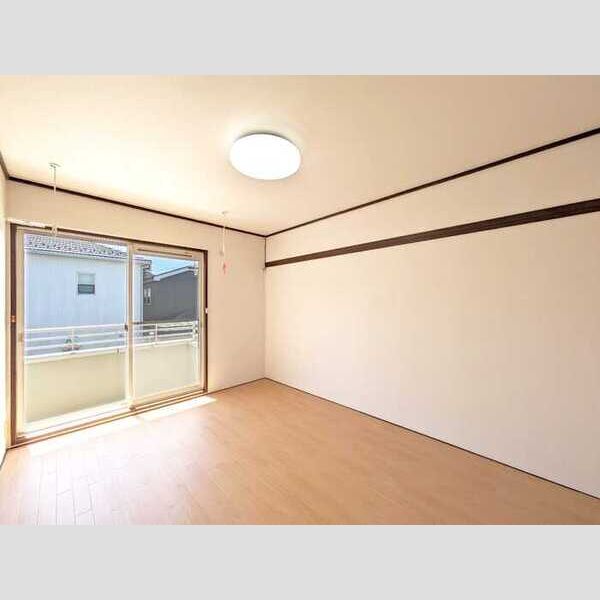 メゾン志藤　B202号室 洋室(玄関側)