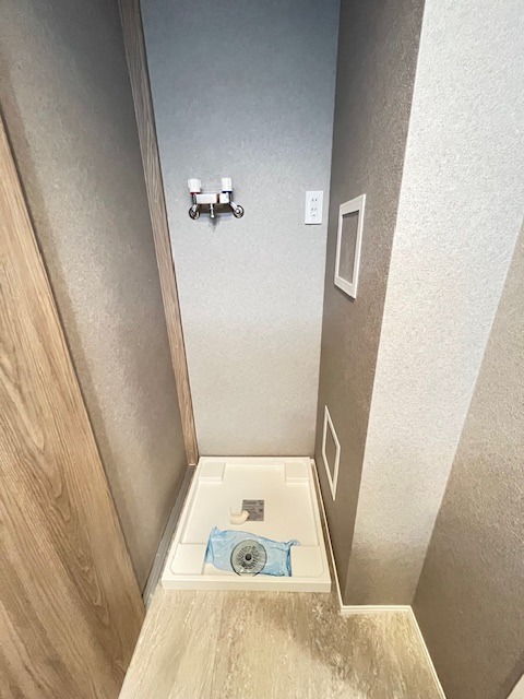 レジディア世田谷弦巻2階 洗濯機置場