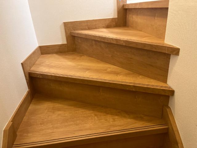 アルデバラン３４８203号室 階段