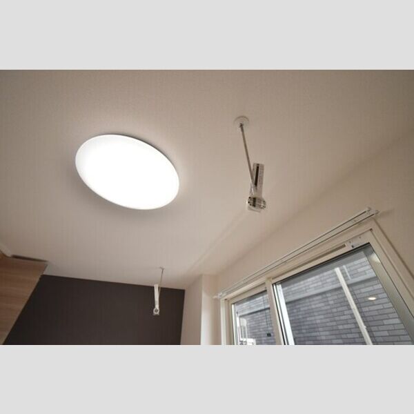 エスポワール201号室 ♪室内物干し♪