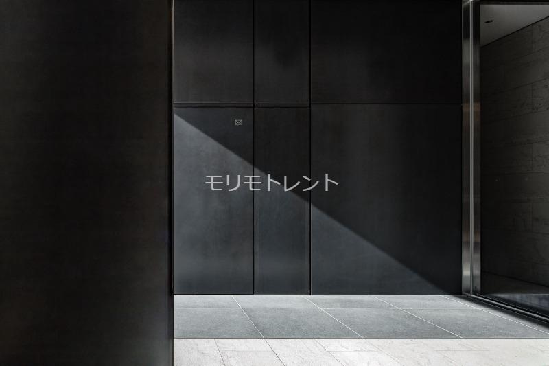 ピアース南麻布7階 エントランスホール