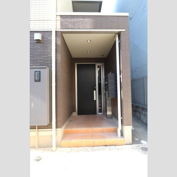 フォレスト ヤマザキ305号室 エントランス