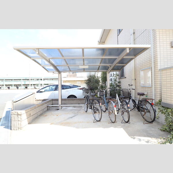 ボンヌール　マキ203号室 駐輪場