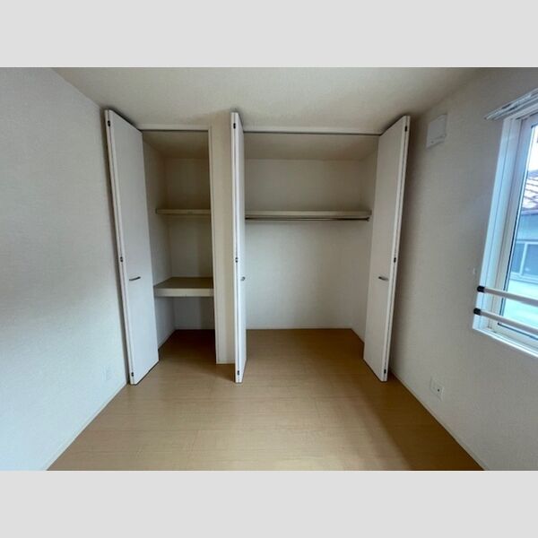 ノワイエ クローゼット、収納