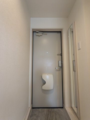 ハルティーニ0201号室 玄関