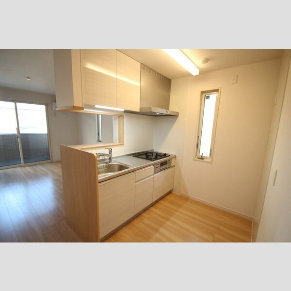 プランドールB キッチンはガス3口グリル付き♪