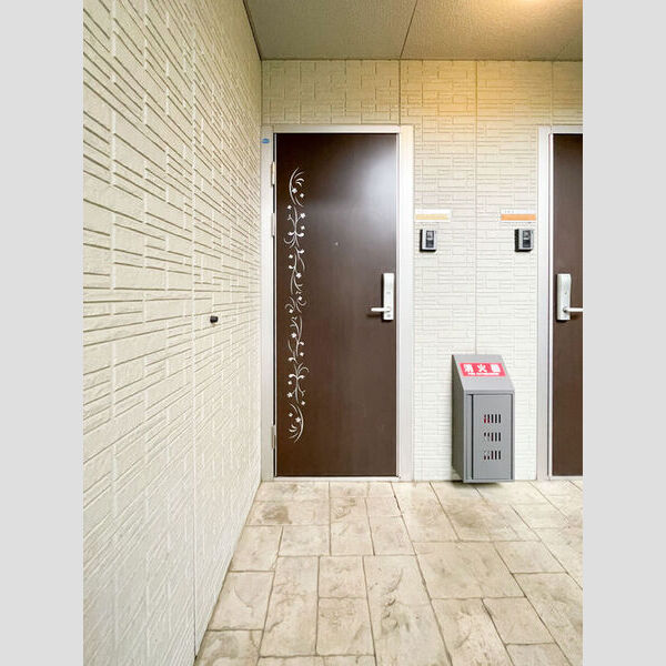 サンオークヒルズ102号室 玄関