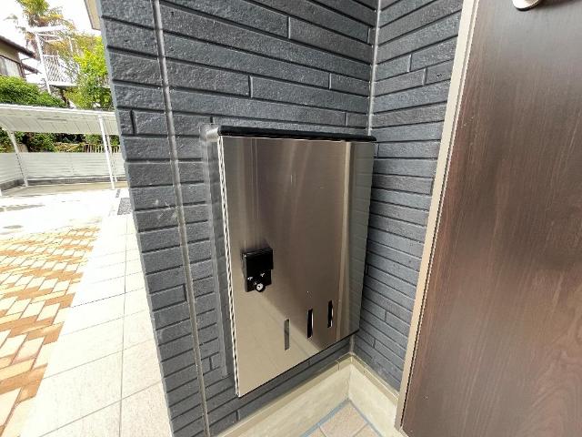 ジュアン103号室 宅配ボックス（イメージ）