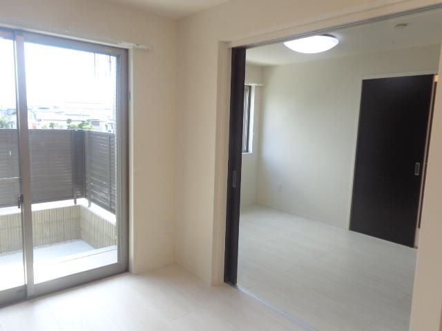 スターチス リビング