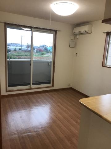 エル・グレイシャス リビング