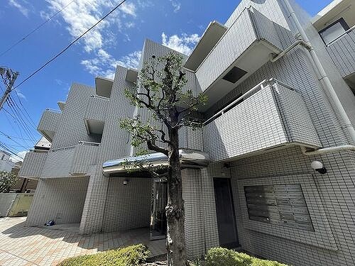 メゾン板橋本町 外観別角度　※前回募集時2023年8月撮影