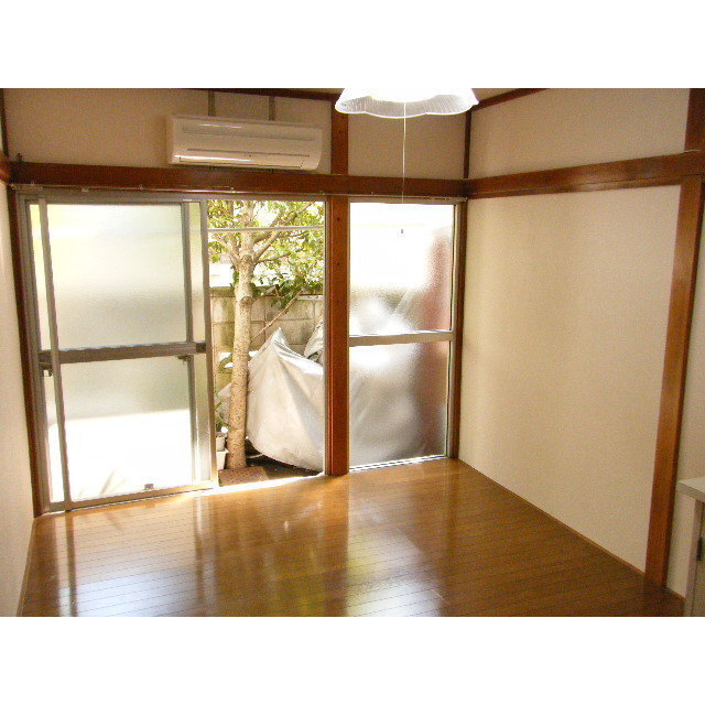 樋口ハウス リビング