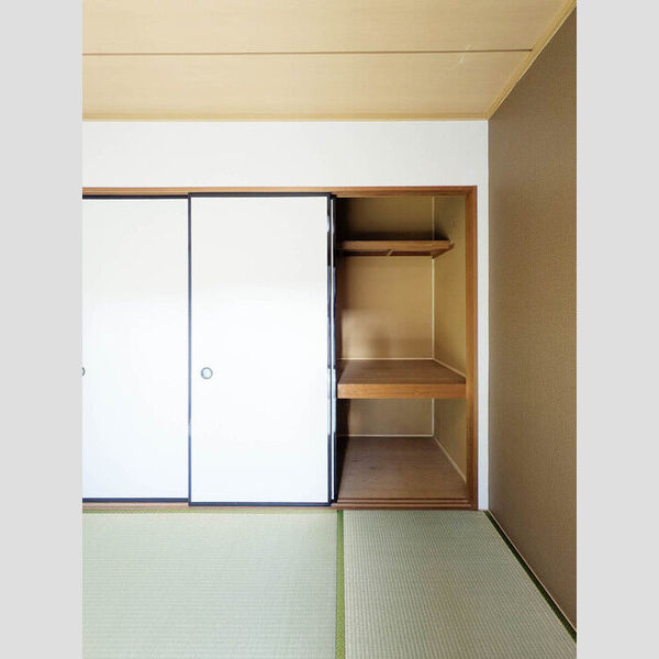 シャトル藤 収納