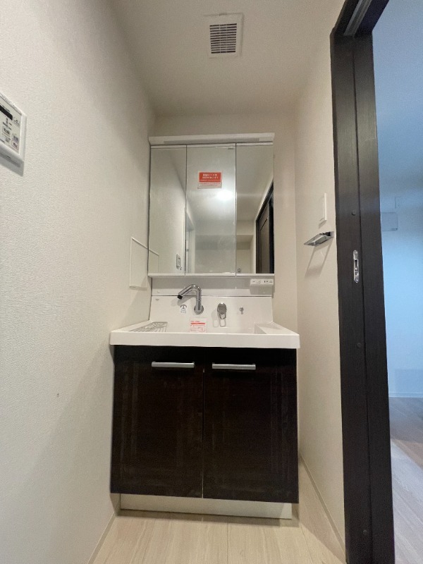 オークレジデンス亀沢 2階モデルルーム