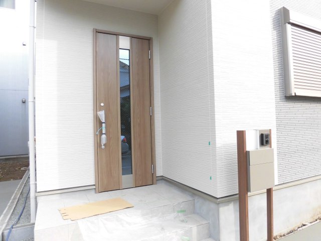 大曽根２丁目戸建Ｂ棟 エントランス