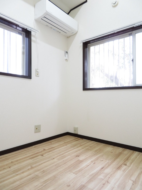 FLAT-R1階 ＊別号室の写真となります