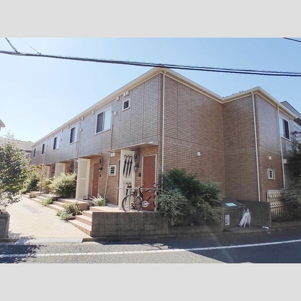 グランモア千歳烏山103号室 建物外観