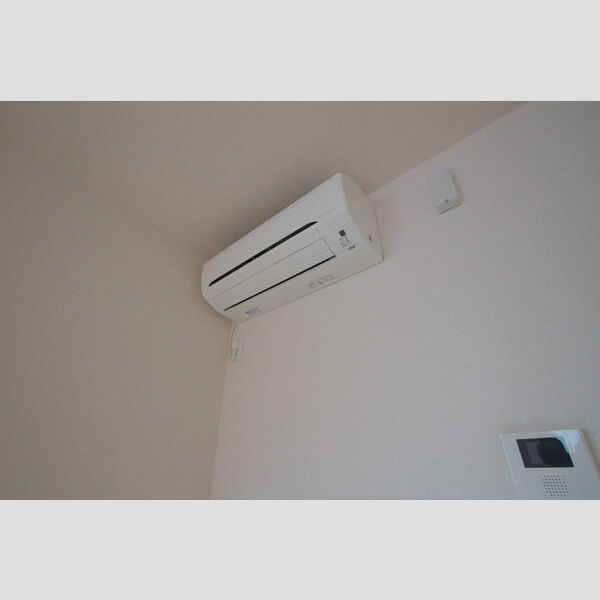 Emile(エミール)203号室 エアコン
