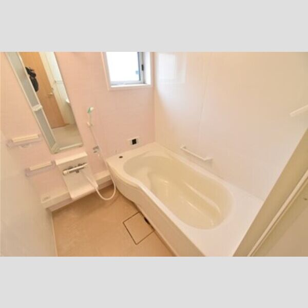 フォンティーヌB バス