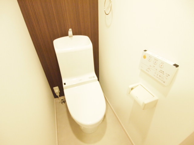 ｐａｚ　ｄｅｌ　ａｌｍａ　三山 温水洗浄トイレ