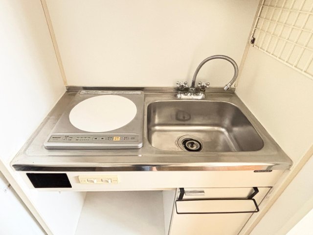 サンフラワー仲町ハイツ101号室 キッチン