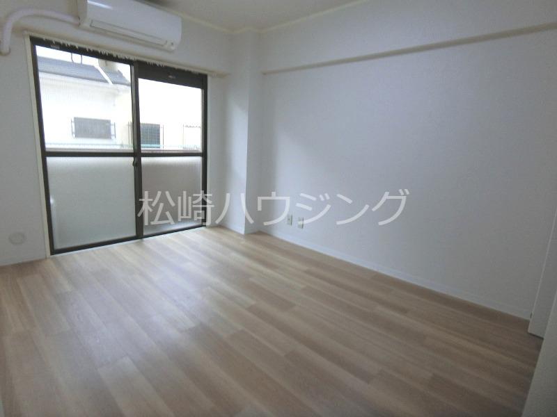 第三さかえビル1階 部屋その他