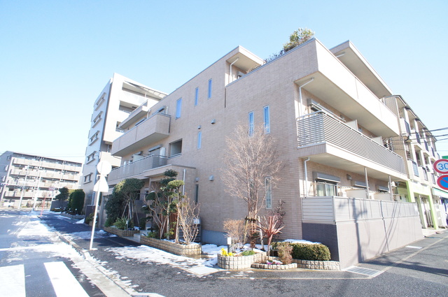 Ｆｉｎｅ　Ｃｏｕｒｔ 外観