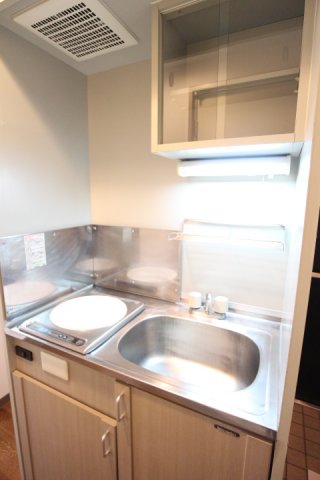 プライムアーバン鶴見寺谷202号室 キッチン