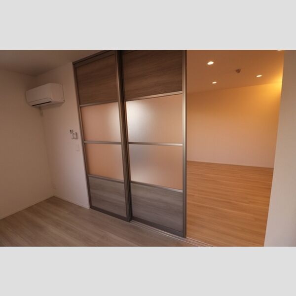 ソアヴィータ101号室 洋室