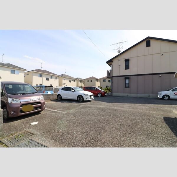 あずまじゅねす　2 駐車場