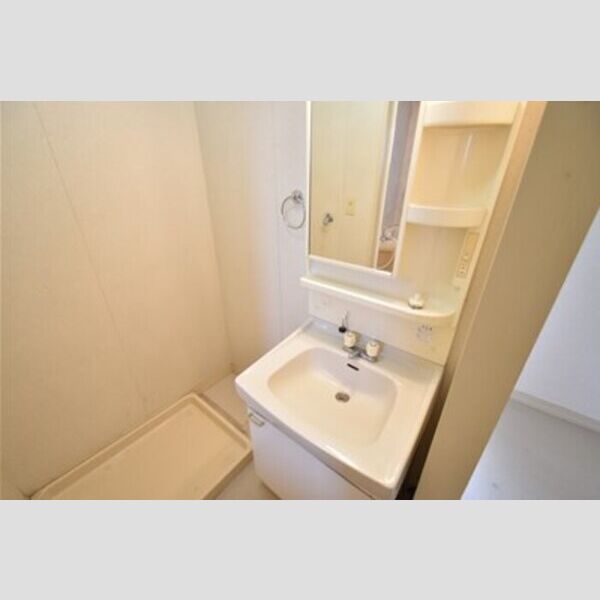 グレープズヒル　F101号室 洗面室