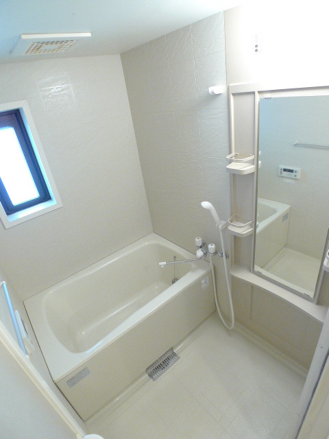 トリムエステートⅡ 窓があるのは嬉しいですね