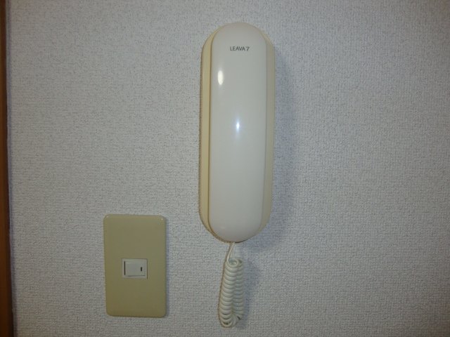 メルヴェール203号室 インターホン