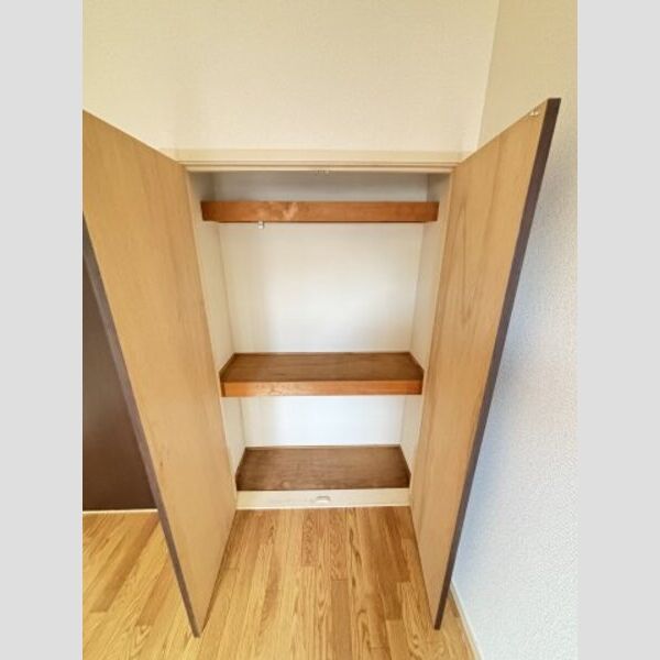 リュエル金沢文庫106号室 収納